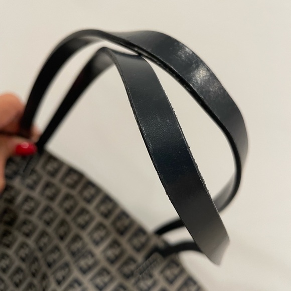 💃Fendi 💃 Zucca-pattern Roll tote bag - Picture 11 of 16